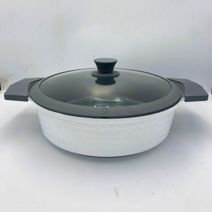 4.5 Quart Ceramic Non-Stick Diamond Cut Low Casserole Pot with Lid - White