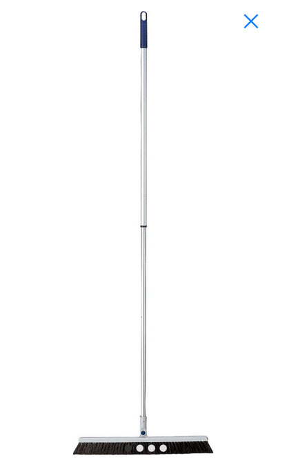 Crimador Extendable Swivel Broom