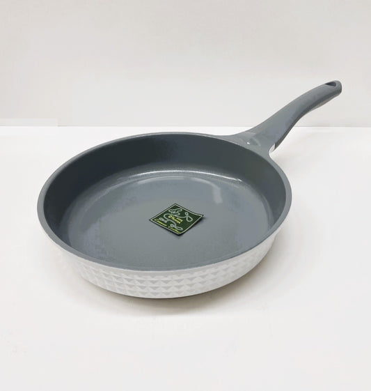 10" Inch Ceramic Non-Stick Fry Pan Diamond Cut - White