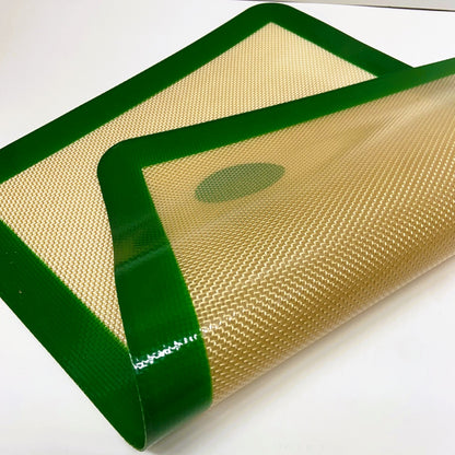 U.S. Half Size Non-Stick Silicone Baking/ Roasting Mat - 11 5/8" x 16 1/2"