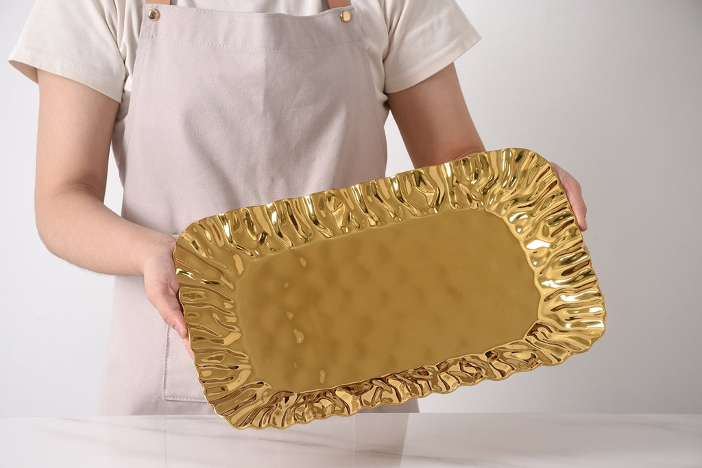 Gold Crinkle Style Medium Deep Serving Tray - Oven Safe