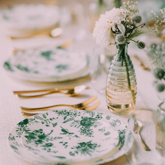 10 In. Trendables Verdure Design Plastic Dinner Plates - 10 ct.