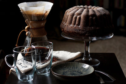 2.1 quart (8.4 cup) glass bundt cake pan